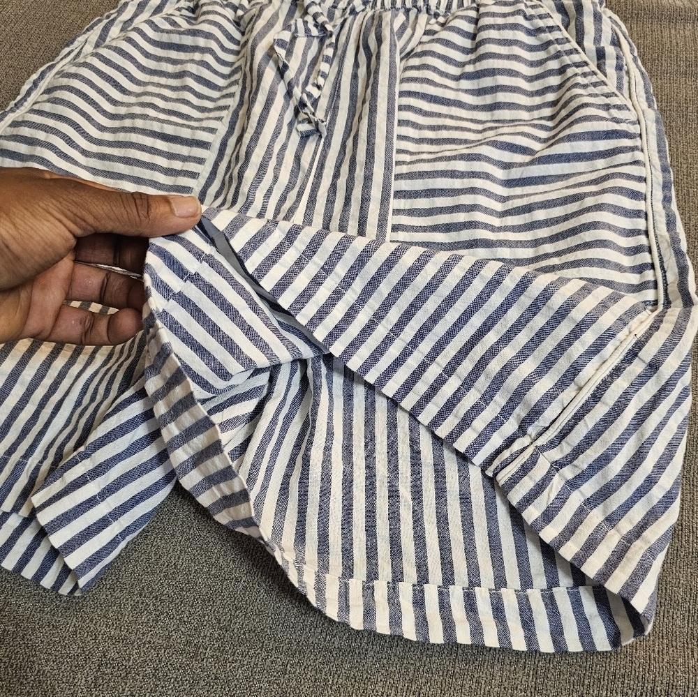 Obey Casual Slouchy Relaxed Striped Blue White High Rise Shorts Size Small - Picture 3 of 6